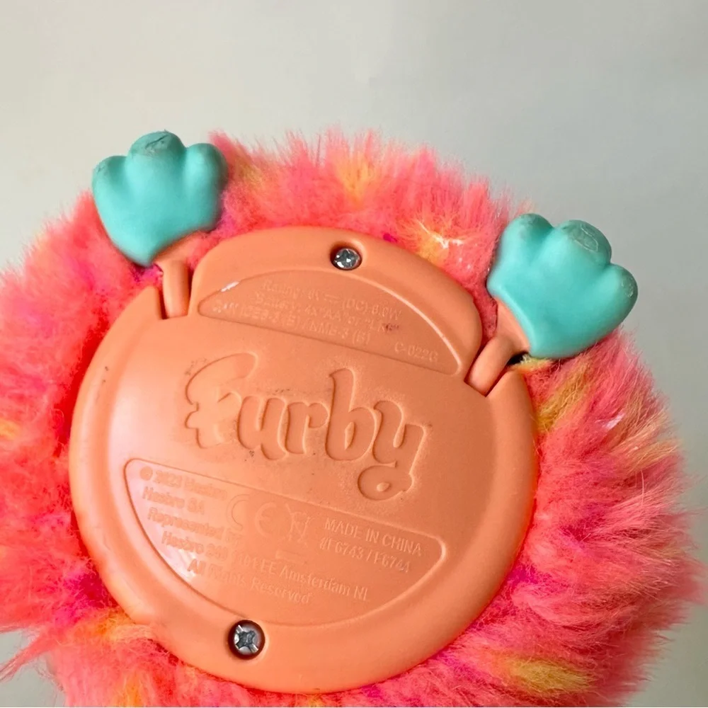 2023 Hasbro Furby Interactive Plush Toy